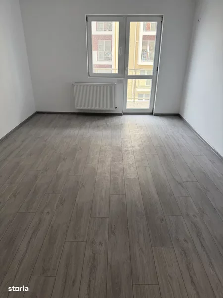 Berceni- Metalurgiei, Grand Kristal, parcul Tudor Arghezii